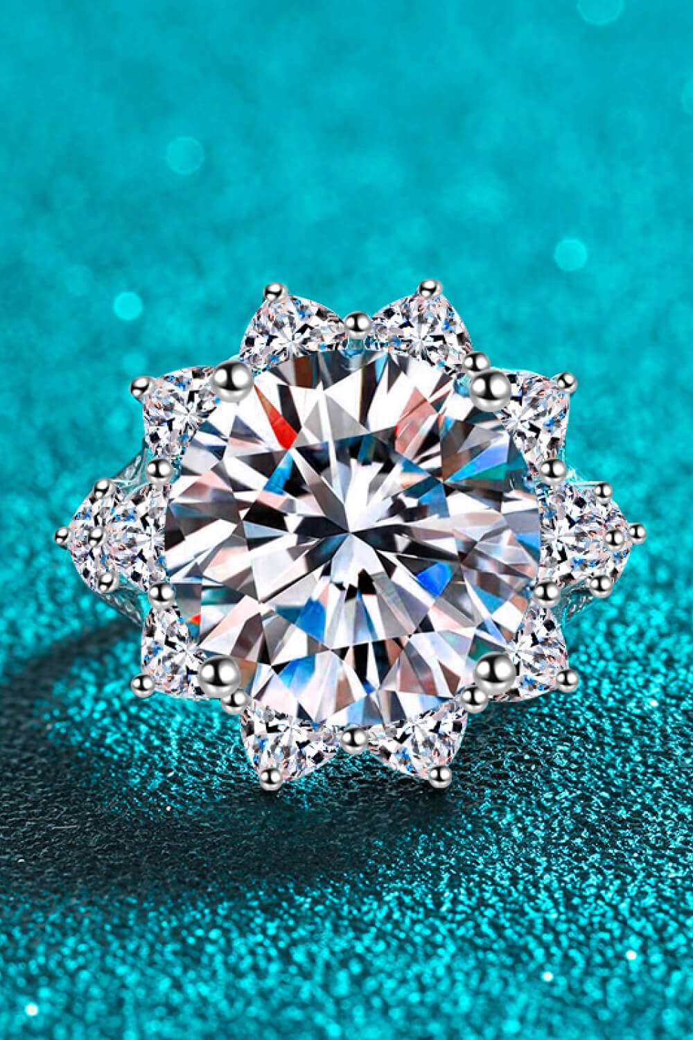  Premium moissanite flower ring presented in elegant gift packaging.
